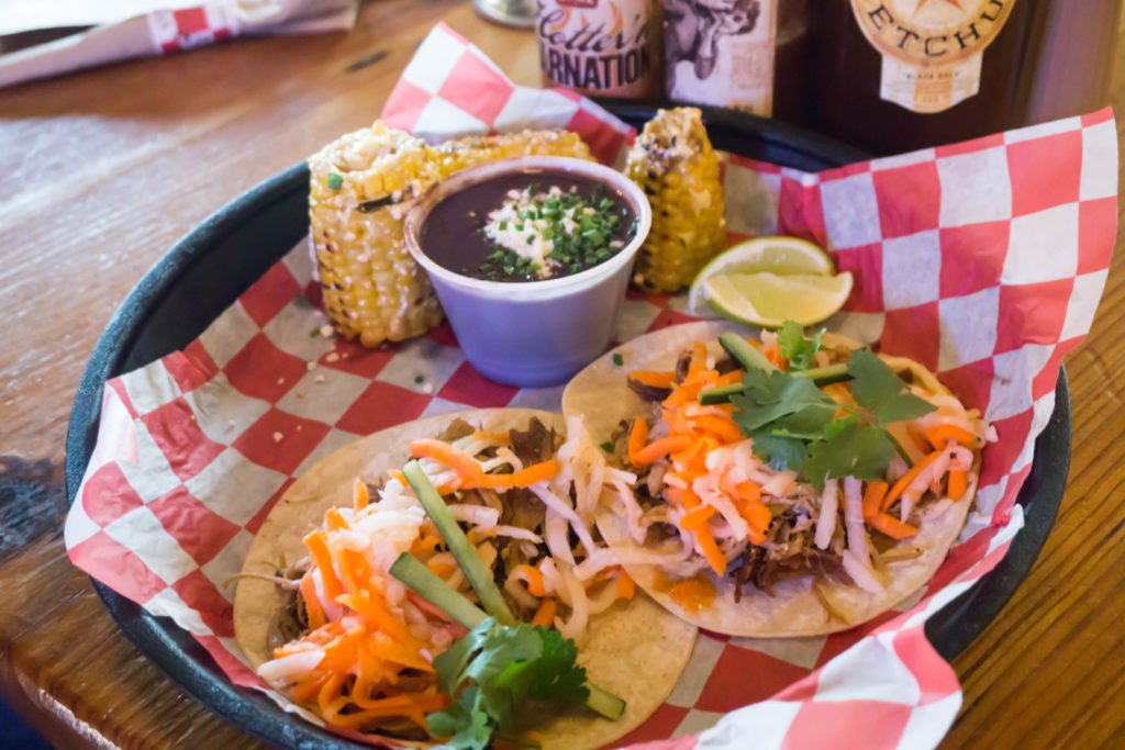 Sørg for at få tid til pulled pork tacos på dine 3 dage i Nashville