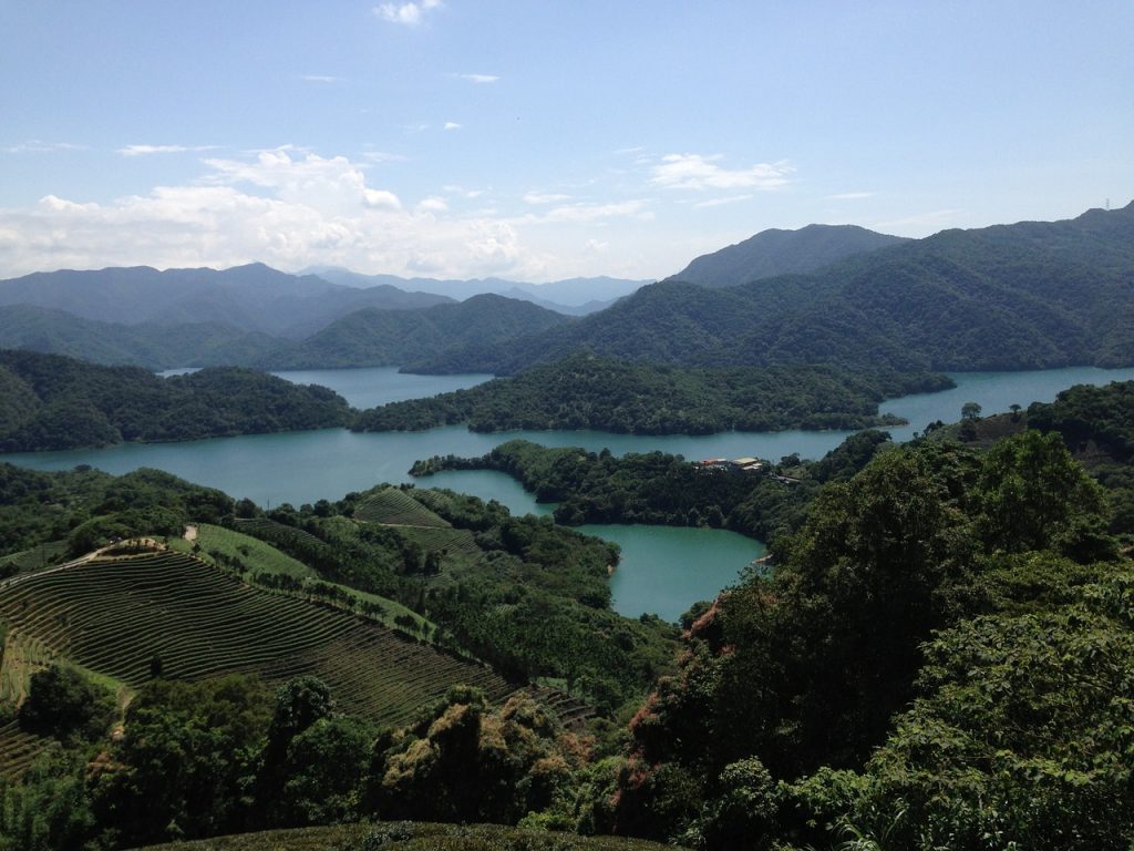 thousand island lake in taiwan