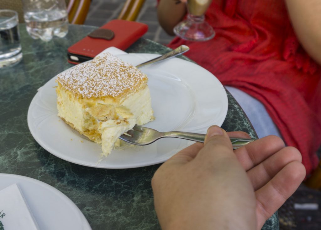 cream cake in budapest in the castle district