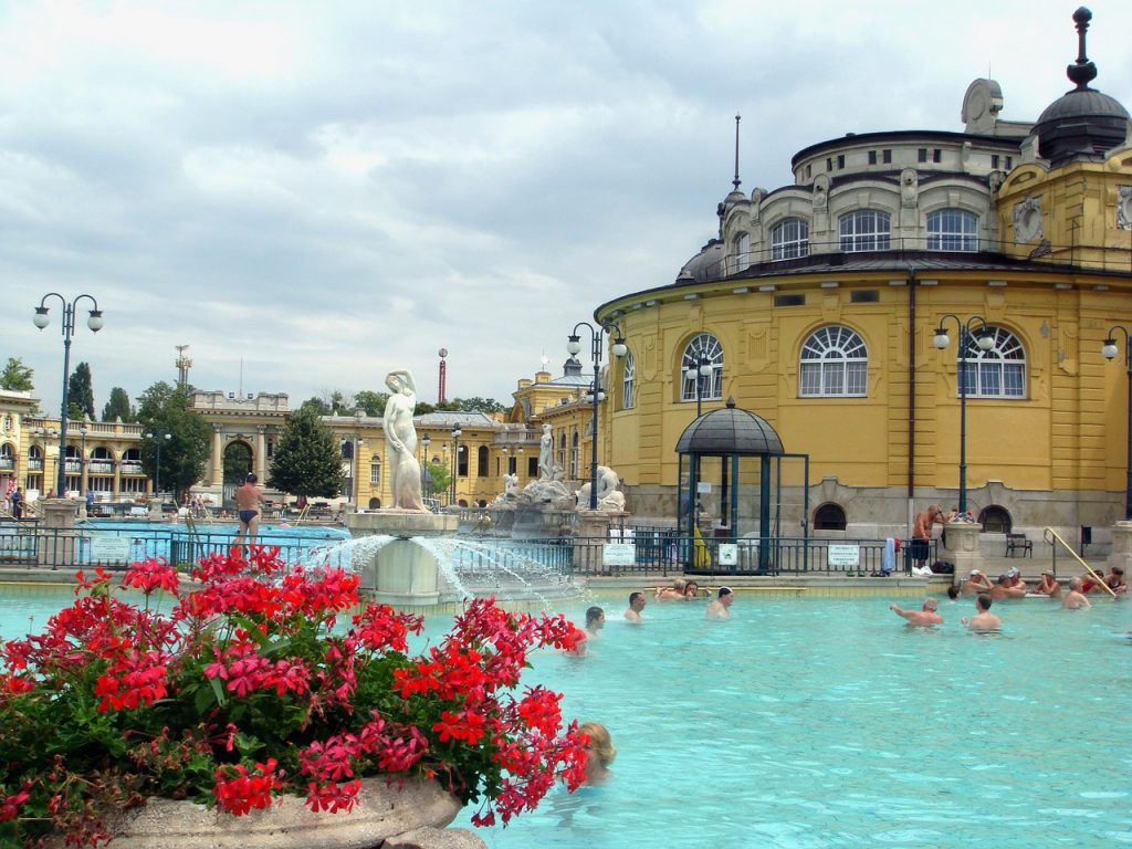 2 days in Budapest itinerary - the thermal baths