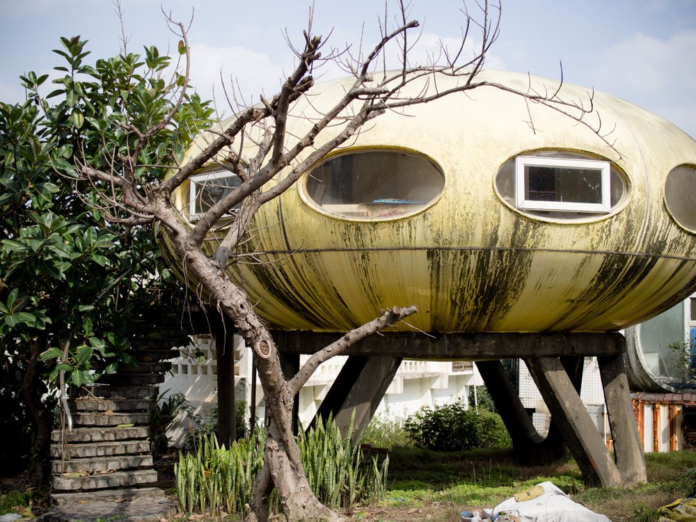 a UFo looking structure in wanli beach