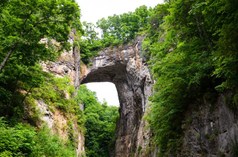 Your Perfect Blue Ridge Parkway Itinerary: Road Trip Tips + Best Stops ...
