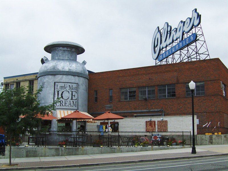 Milk jug ice cream stand in Denver with the text 'little man ice cream' 