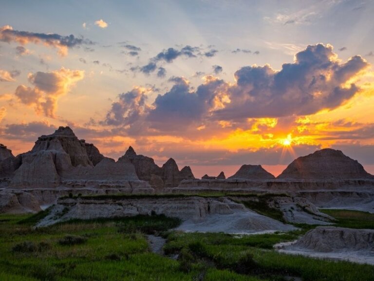 The Perfect South Dakota Road Trip Itinerary: 7 Days of Wonder ...