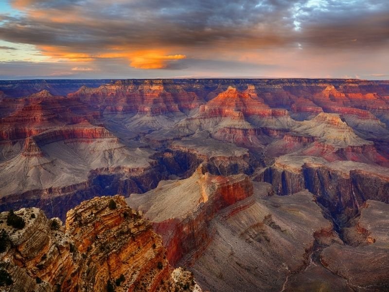 Rock formations of the Grand Canyon as seen as sunset on a day trip from Sedona itinerary