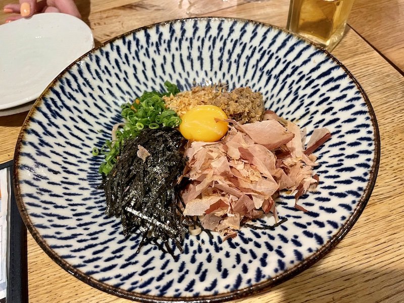 food at zigu - cold soba noodle bowl with pork and egg