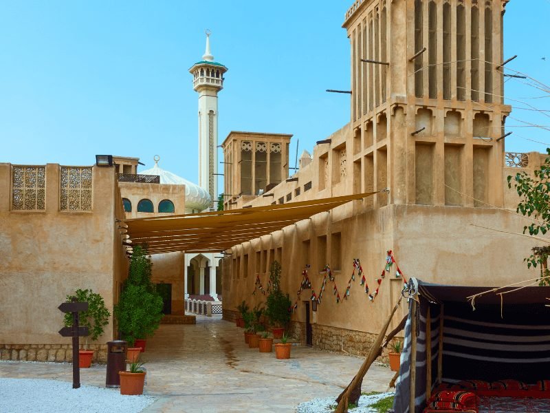 the old quarter of dubai on a quiet street