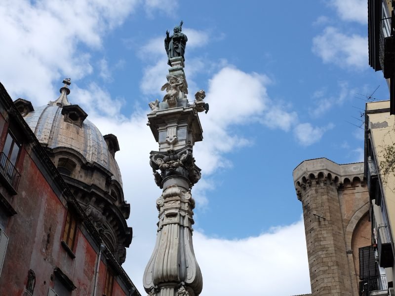 sculpture in a square in spaccanapoli