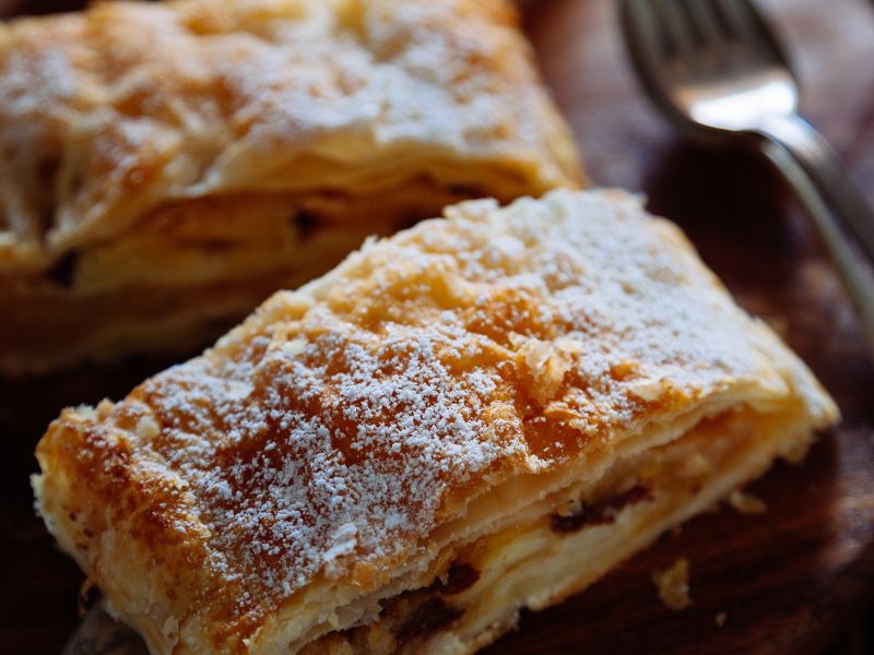 austrian apple strudel with powdered sugar