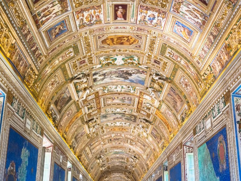 Room leading to the Sistine Chapel