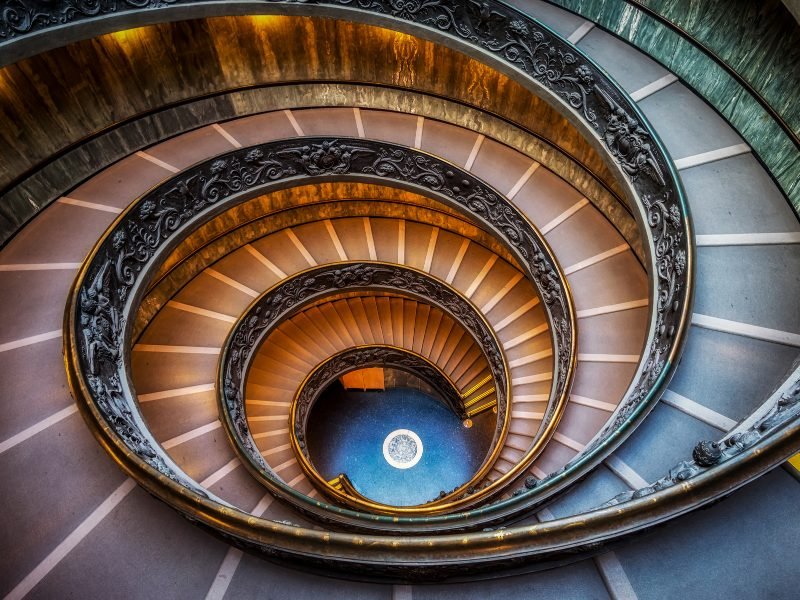 vatican museum spiral staircase optical illusion 