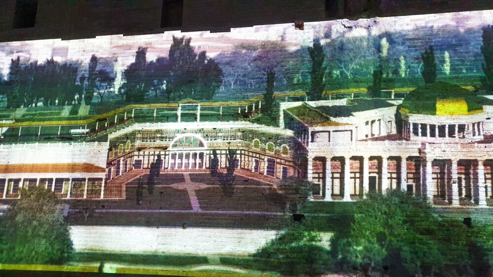 The video introduction shown at the beginning of the tour which gives you a visual of how the Domus Aurea used to look before it was ruined