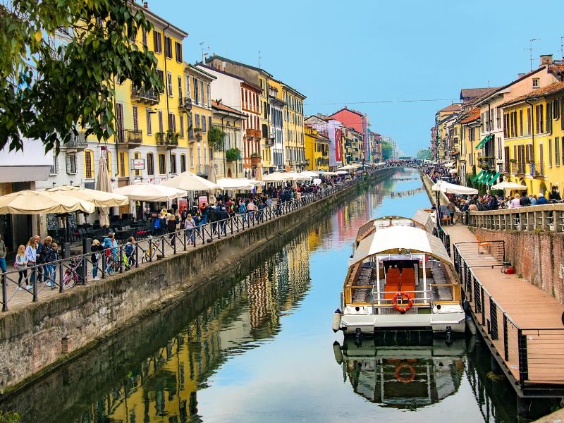 the navigli canals of milan city center
