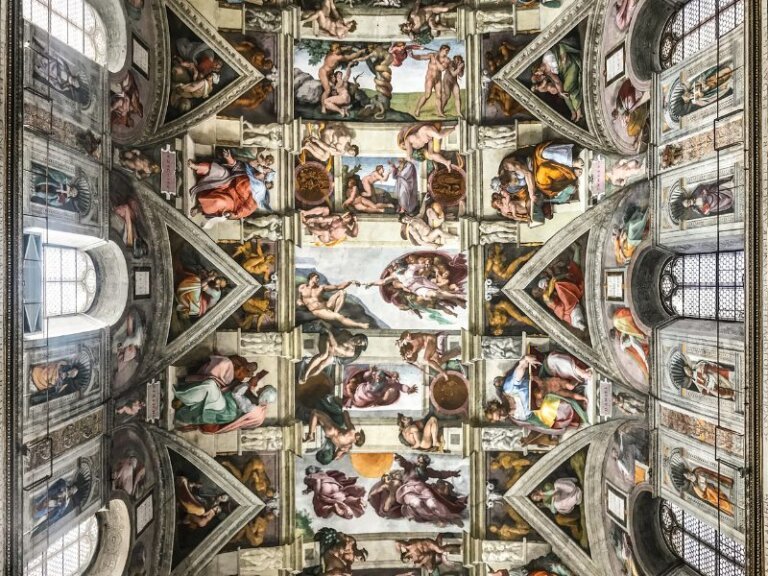 How to Visit the Sistine Chapel: Tips & What to Expect