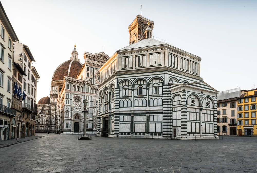 the octogon-shaped baptistery in front of the florence duomo