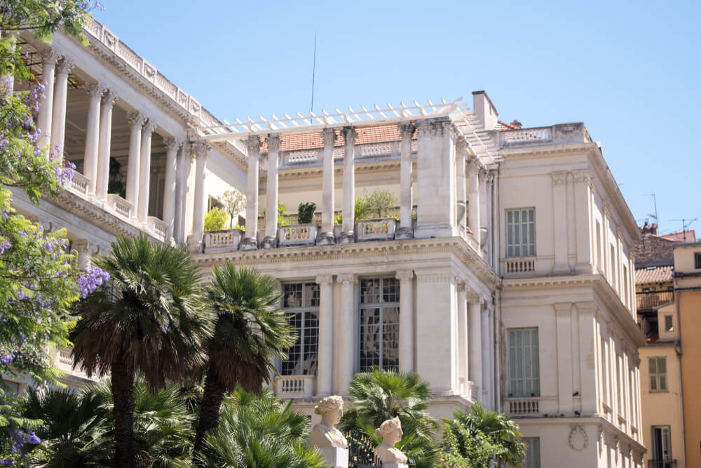 architecture of one of the villas of nice in the ornate style