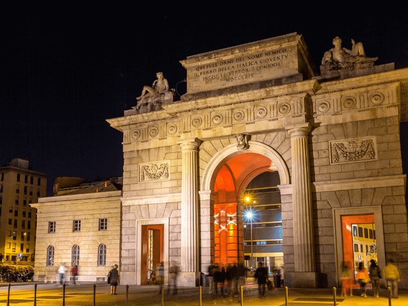 the porta garibaldi area of milan at night