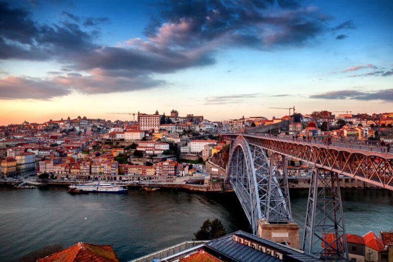 13 Perfect Things to Do in Porto at Night [2023 Nightlife & Activity ...