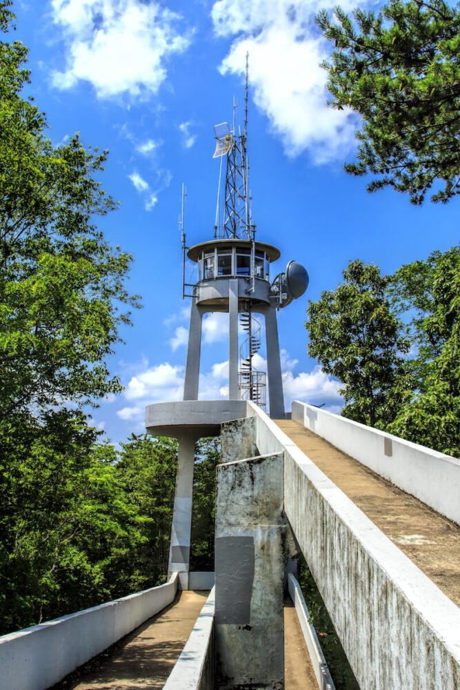 The view from Look Rock observation tower, a metal structure in the middle of Great Smoky Mountains National Park, during the day
