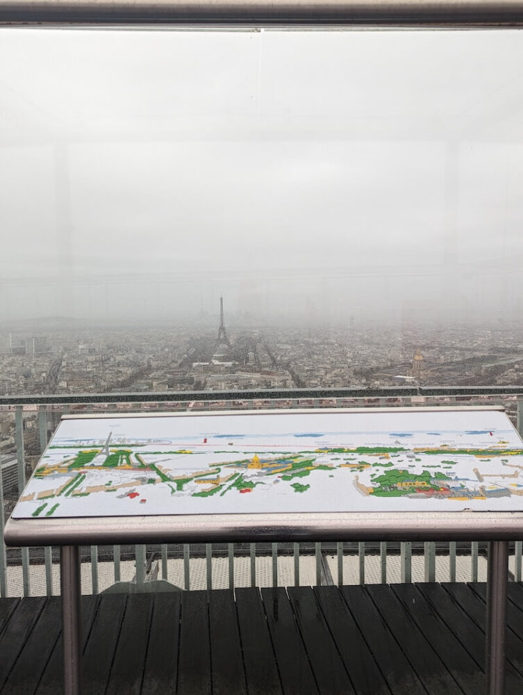 View of the landmarks that you can see from the Tour Montparnasse