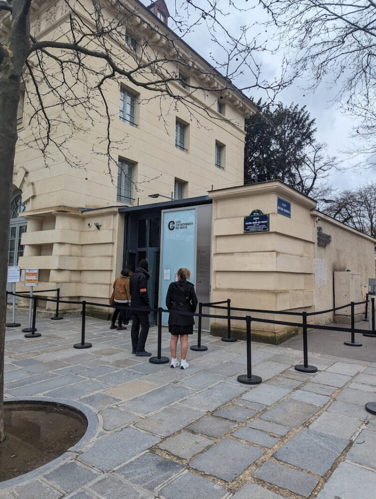 The nondescript entrance to the Paris catacombs as you enter