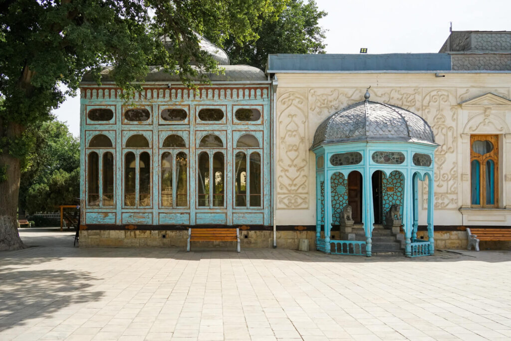 Exterior of the royal palace building where there is a lot to see including intriguing designs and porcelains and walls